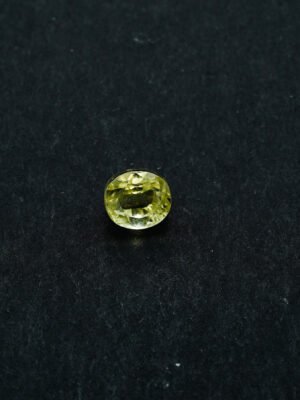 Pukhraj - Yellow sapphire - 5.120 Carats