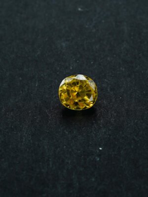 Pukhraj - Yellow sapphire - 7.230 Carats